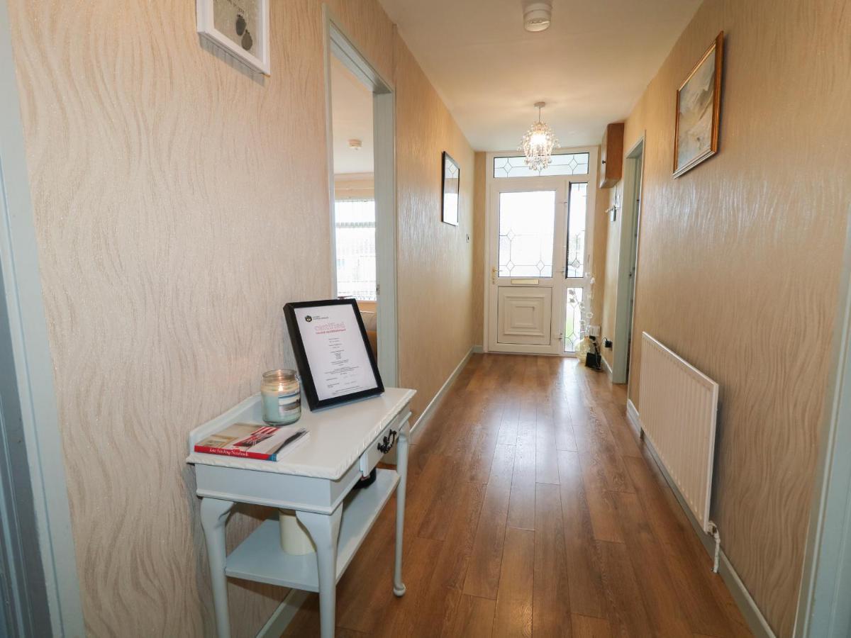 Hazel Cottage Portrush Bagian luar foto