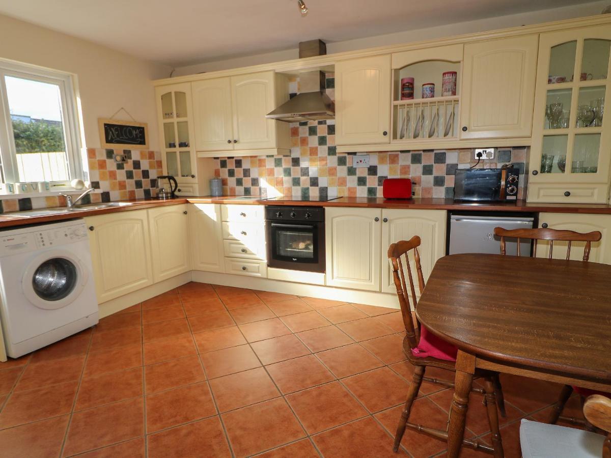 Hazel Cottage Portrush Bagian luar foto