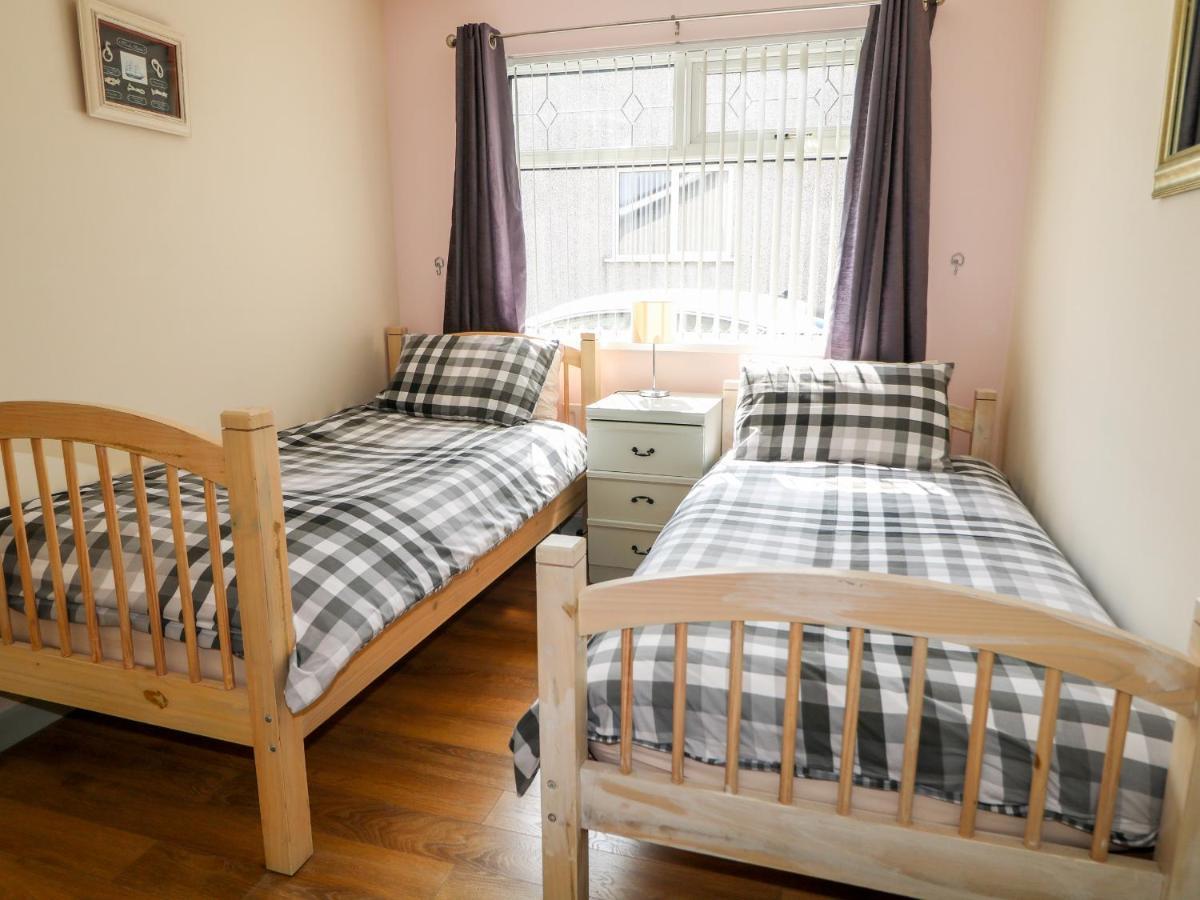 Hazel Cottage Portrush Bagian luar foto