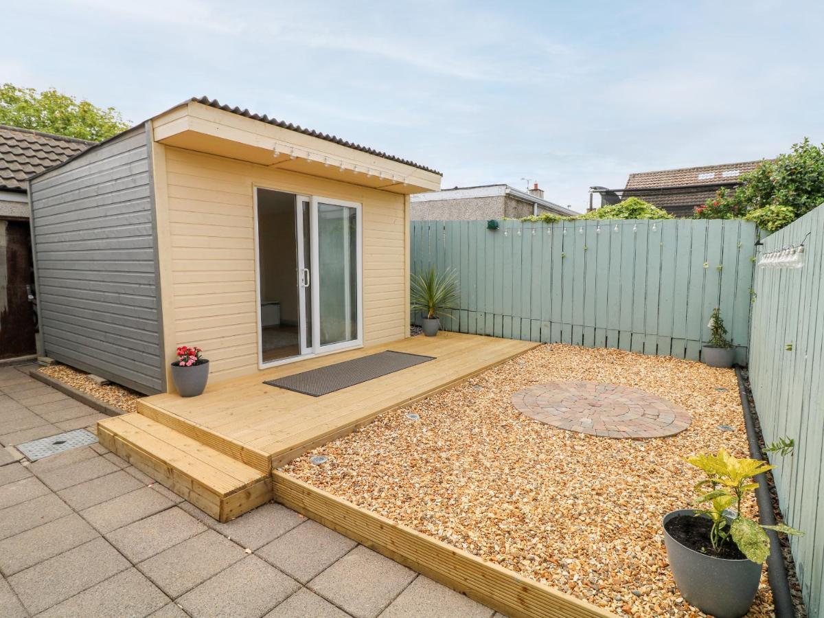 Hazel Cottage Portrush Bagian luar foto