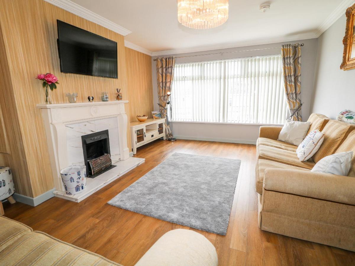 Hazel Cottage Portrush Bagian luar foto